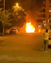 Lüks Araç Alev Topu’na Döndü