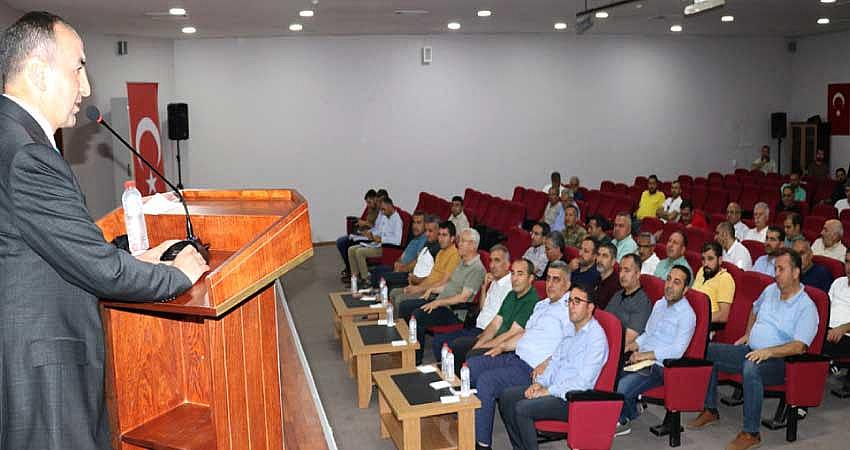 OKUL MÜDÜRLERİYLE DEĞERLENDİRME TOPLANTISI YAPILDI